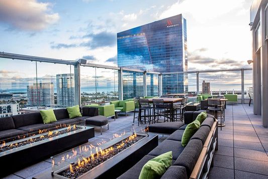 Fire Pits & Fire Pit Tables: Complete 2025 Buyer’s Guide (Fuel Types, Sizes, Safety & Setups)