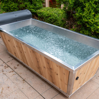 Dundalk Leisurecraft | The Polar Cold Plunge Tub